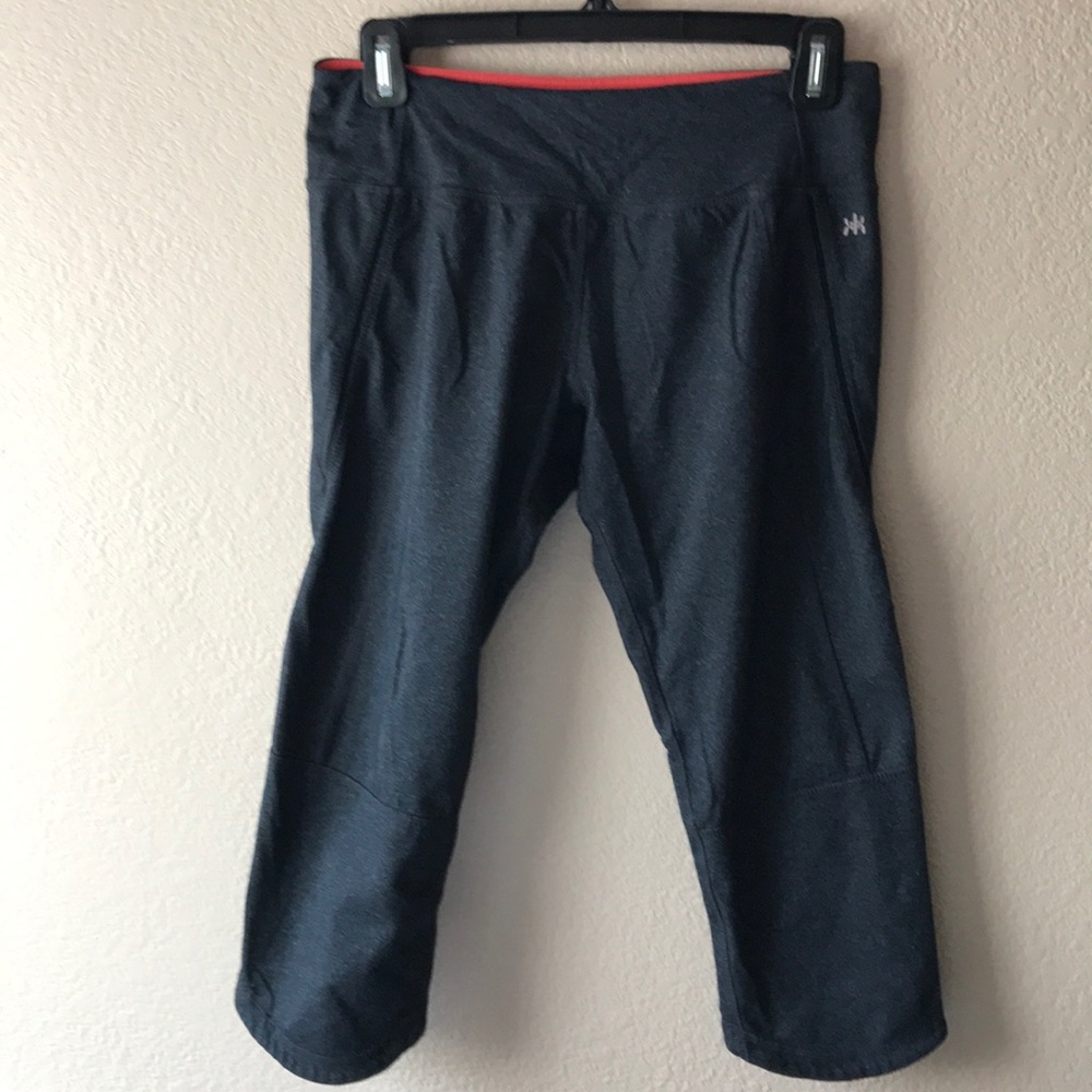 Capris workout pants